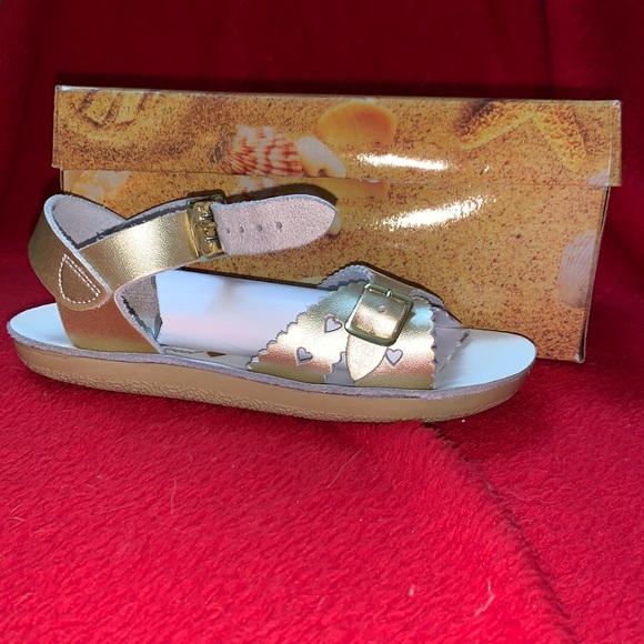 KIDS GOLD SANDALS - Picture 1 of 5